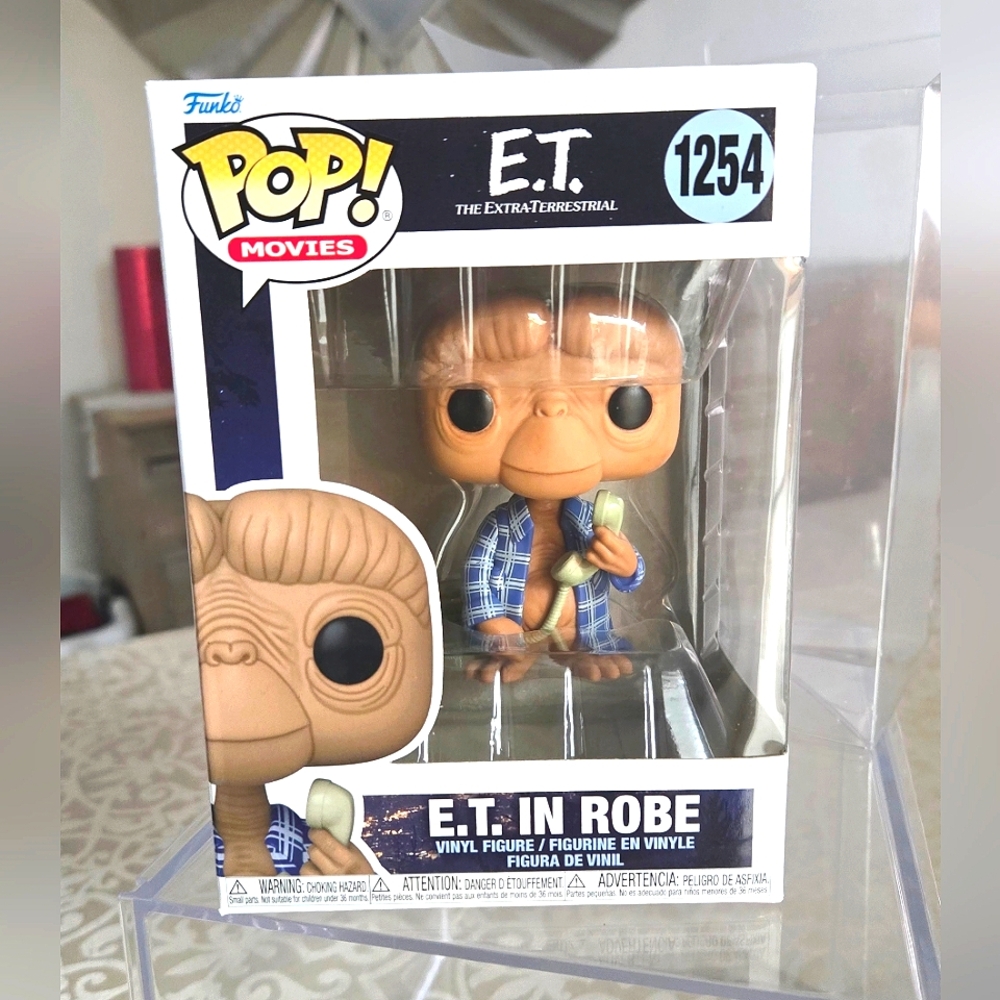 E.T. in Robe Funko Pop MOVIES 1254 • The Extra Terrestrial
